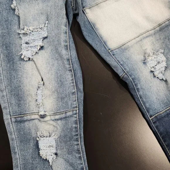 Venus Patchwork Distressed Skinny Jeans - Size 2 | Edgy & Trendy - Picture 4 of 7